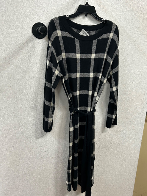 Vist Large View of Product Image Which is Used Ann Taylor Long Dress B L-12/14