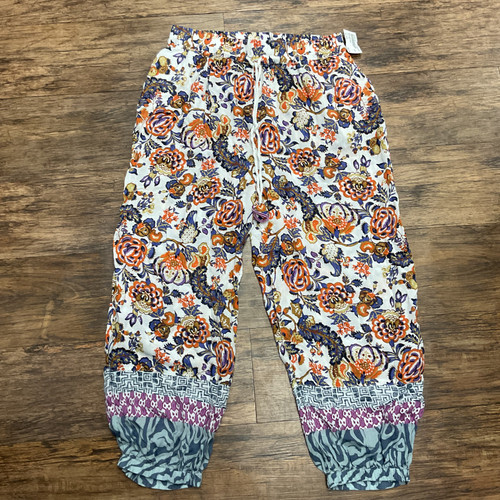 Vist Large View of Product Image Which is Used Anthropologie Casual Pant 8-29