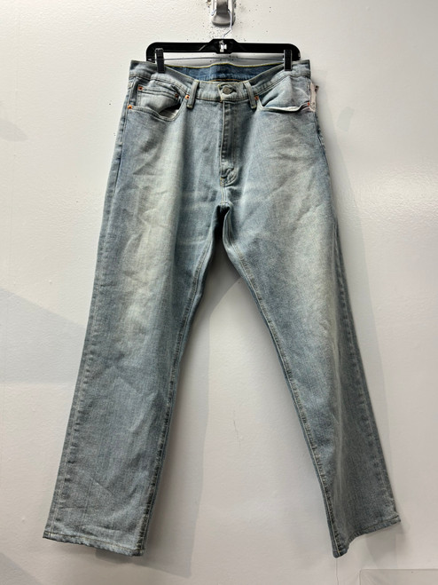 Vist Large View of Product Image Which is Used Levi's Mens Denim 34W