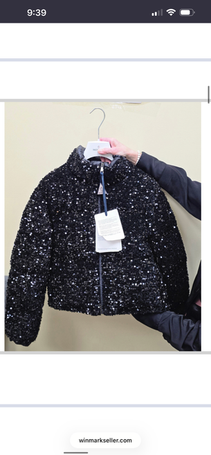 Vist Large View of Product Image Which is Used Moncler Short HeavyCoat S-4/6