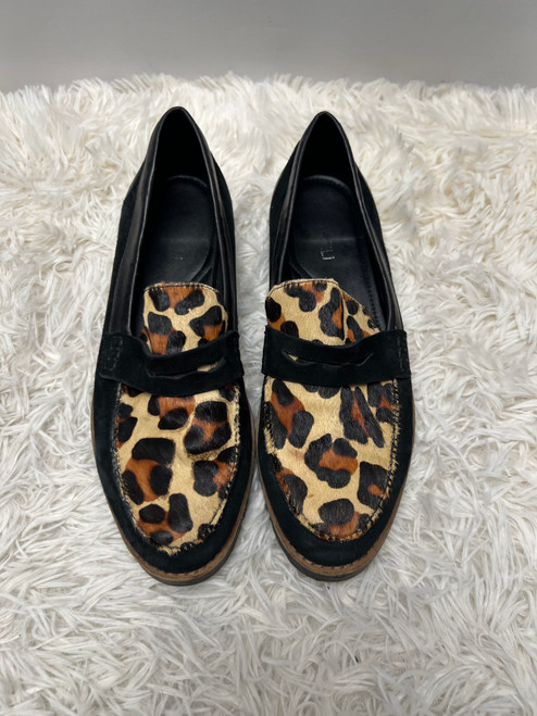 Vist Large View of Product Image Which is Used Vaneli Casual Shoes 9