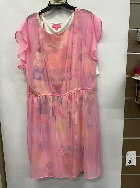 Vist Large View of Product Image Which is Used Isaac Mizrahi Live Short Dress F 1X-18