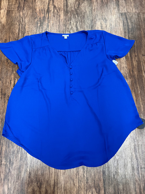 Vist Large View of Product Image Which is Used Torrid Short Sleeve Top 1X-18
