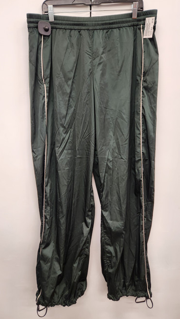 Vist Large View of Product Image Which is Used Lululemon Athletica Active Pant XL 16/33
