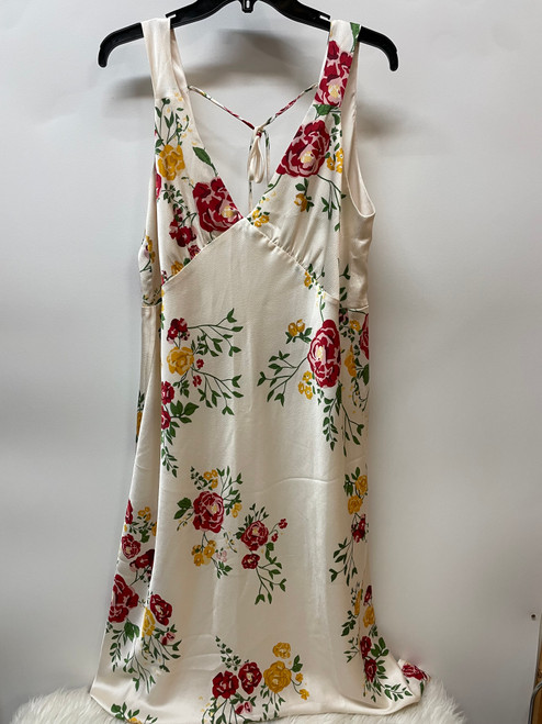 Vist Large View of Product Image Which is Used Unbranded Long Dress B XL-16