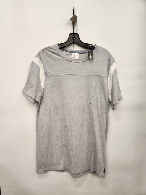 Vist Large View of Product Image Which is Used Express Mens Short Sleeve Top M/15-15.5