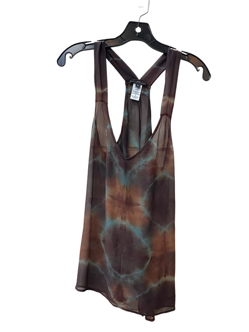 Vist Large View of Product Image Which is Used The Trefinery Sleeveless Top S-4/6
