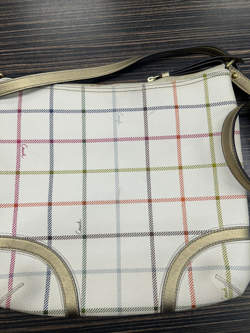 Vist Large View of Product Image Which is Used Coach Large Handbag