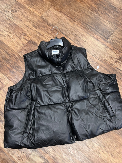 Vist Large View of Product Image Which is Used Old Navy Heavyweight Vest 3X-22