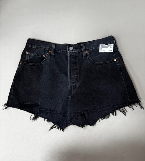 Vist Large View of Product Image Which is Used Levi's Shorts 12-31