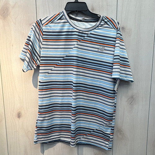 Vist Large View of Product Image Which is Used New Balance Active Short Sleeve M-8/10