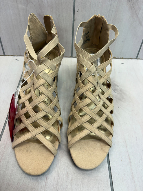 Vist Large View of Product Image Which is Used Dexflex Comfort Low Heels 10