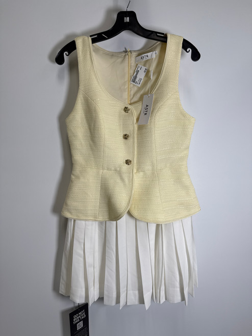 Vist Large View of Product Image Which is Used Astr Short Dress B S-4/6