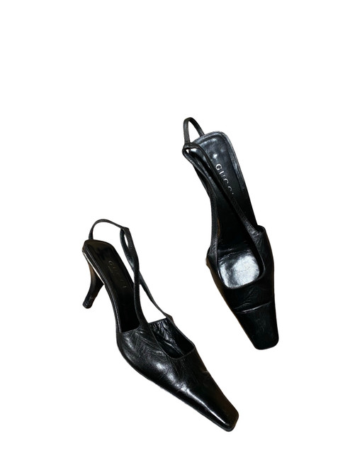 Vist Large View of Product Image Which is Used Gucci Low Heels 7