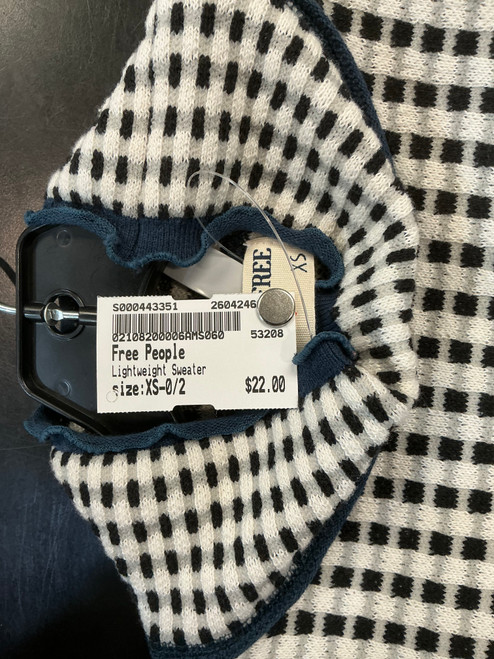 Vist Large View of Product Image Which is Used Free People Lightweight Sweater XS-0/2