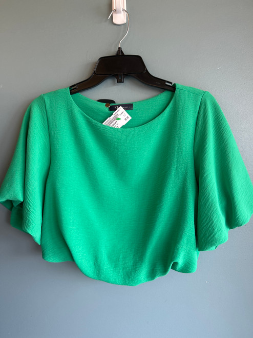 Vist Large View of Product Image Which is Used Kld Signature Short Sleeve Top S-4/6