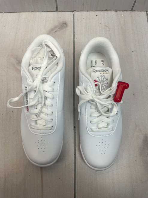 Vist Large View of Product Image Which is Used Reebok Performance Shoes 7.5