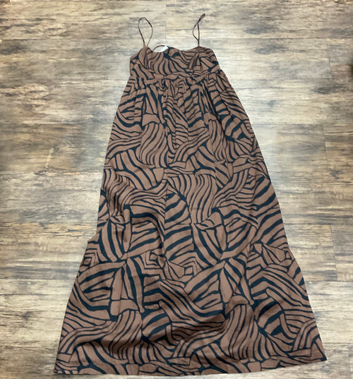 Vist Large View of Product Image Which is Used rails Long Dress B XS-0/2