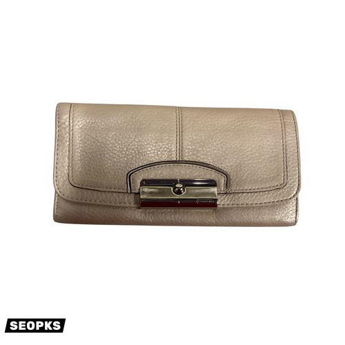 Vist Large View of Product Image Which is Used Coach Leather Wallet