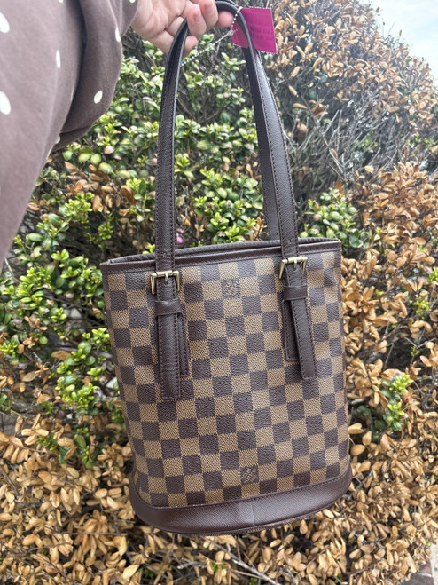 Vist Large View of Product Image Which is Used Louis Vuitton Marais Bucket Handbag