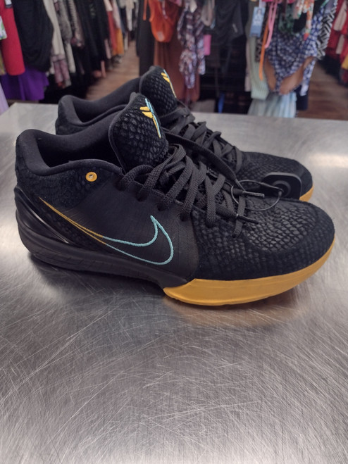 Vist Large View of Product Image Which is Used Nike Mens Athletic Shoes 11