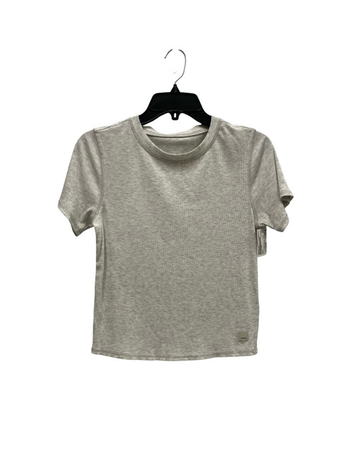 Vist Large View of Product Image Which is Used Vuori Active Short Sleeve M-8/10