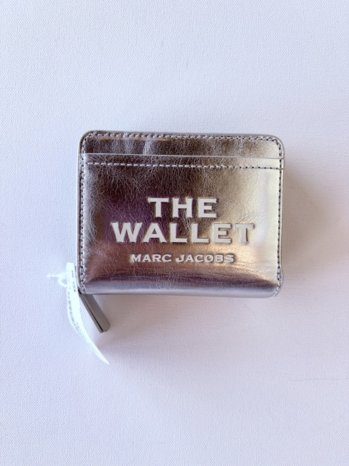 Vist Large View of Product Image Which is Used Marc Jacobs Wallet