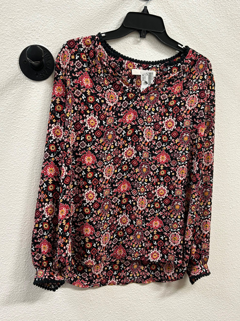 Vist Large View of Product Image Which is Used Loft Long Sleeve Top S-4/6