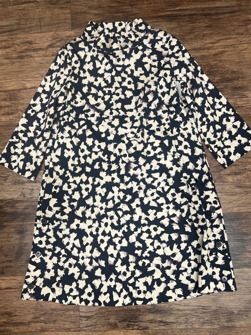 Vist Large View of Product Image Which is Used Cos Short Dress B M-8/10