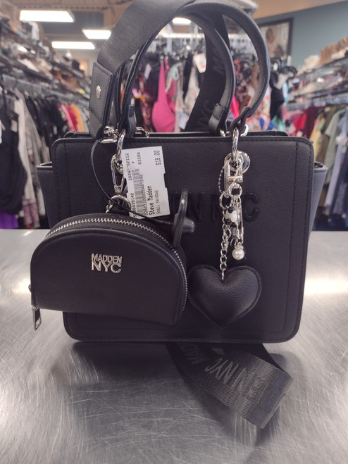 Vist Large View of Product Image Which is Used Steve Madden Small Handbag