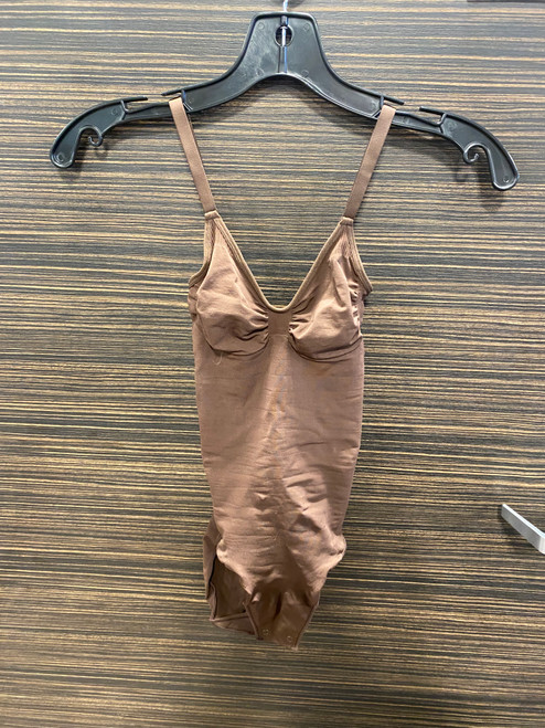 Vist Large View of Product Image Which is Used Unbranded Tank Top XS-0/2