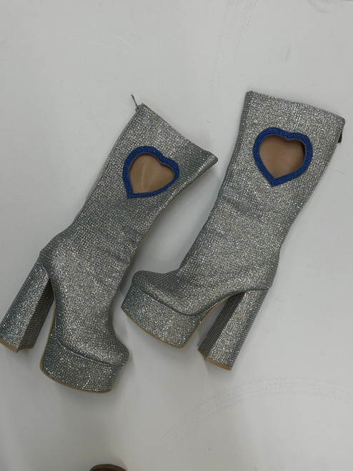 Vist Large View of Product Image Which is Used Unbranded Tall Boots 7.5