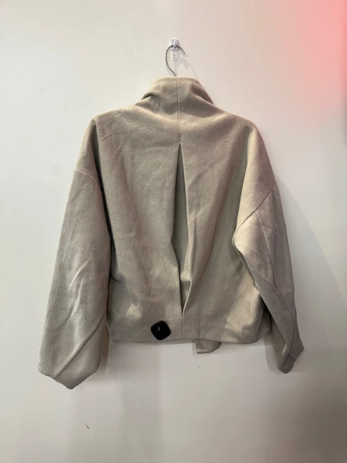 Vist Large View of Product Image Which is Used Unbranded Short HeavyCoat S-4/6