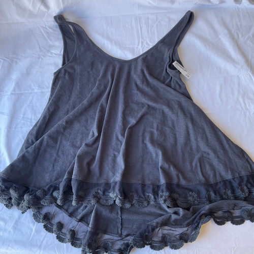 Vist Large View of Product Image Which is Used Angie Tank Top M-8/10