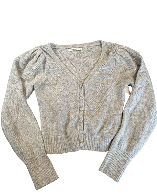 Vist Large View of Product Image Which is Gently used Abercrombie&Fitch sweater S-4/6