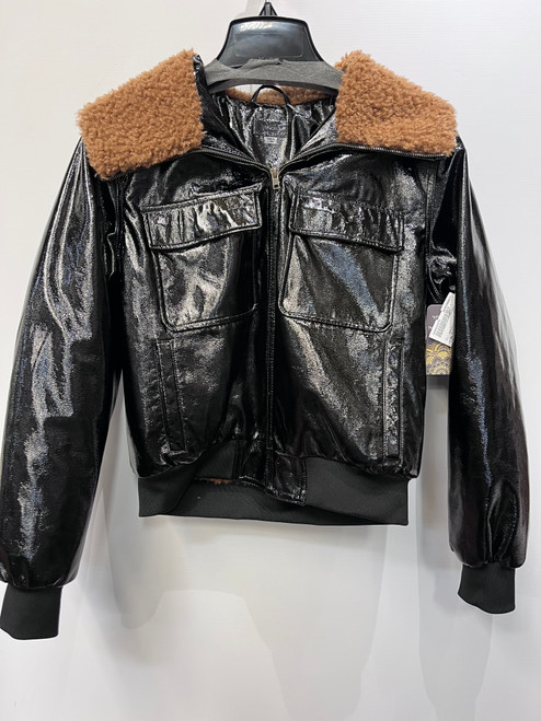 Vist Large View of Product Image Which is Used Mother  Short HeavyCoat S-4/6