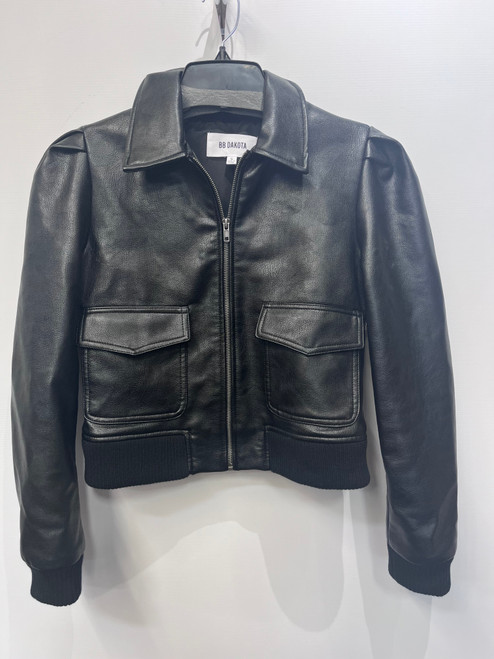 Vist Large View of Product Image Which is Used BB Dakota Short HeavyCoat S-4/6