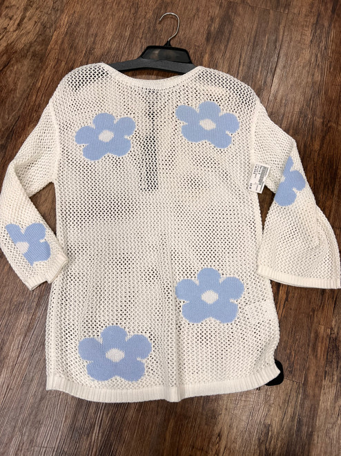 Vist Large View of Product Image Which is Used Charlie B Lightweight Sweater S-4/6