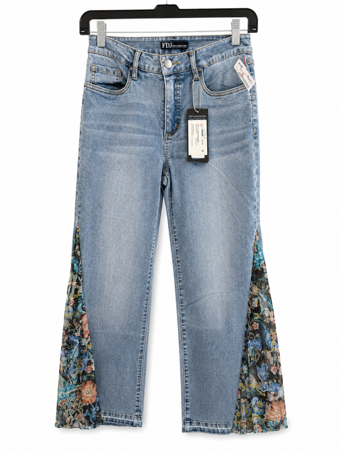 Vist Large View of Product Image Which is NWT French dressing jeans Denim 6-28