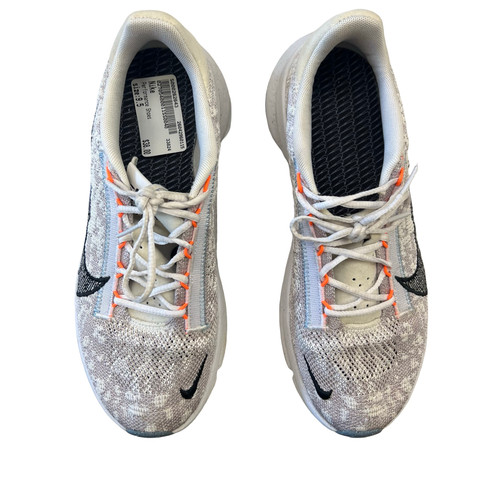 Vist Large View of Product Image Which is Used Nike Performance Shoes 9.5