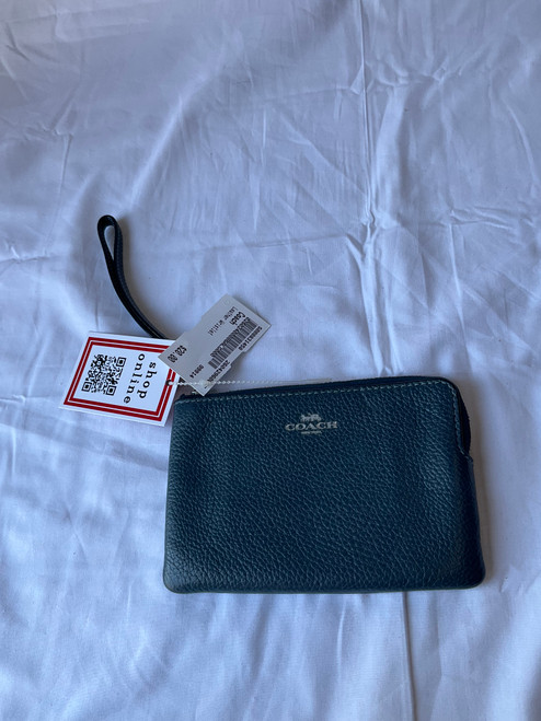 Vist Large View of Product Image Which is Used Coach Leather Wristlet