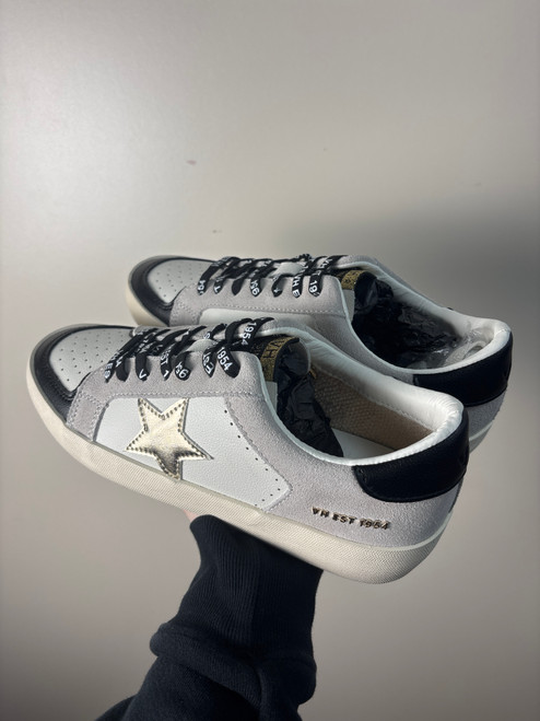 Vist Large View of Product Image Which is Used Vintage Havana Casual Shoes 7.5