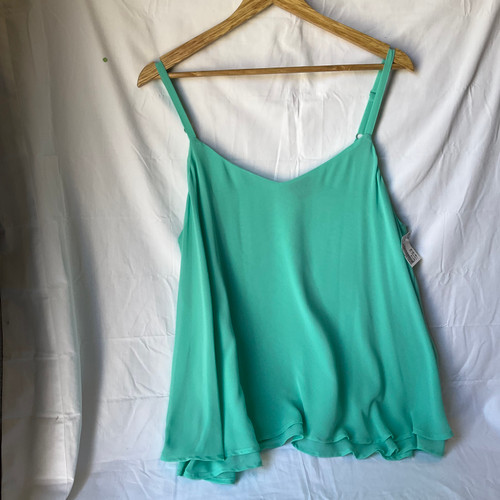 Vist Large View of Product Image Which is Used Torrid Sleeveless Top 1X-18