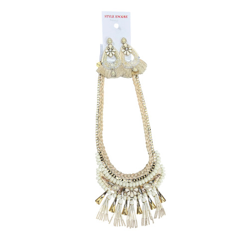 Vist Large View of Product Image Which is Used Stella & Dot Necklace