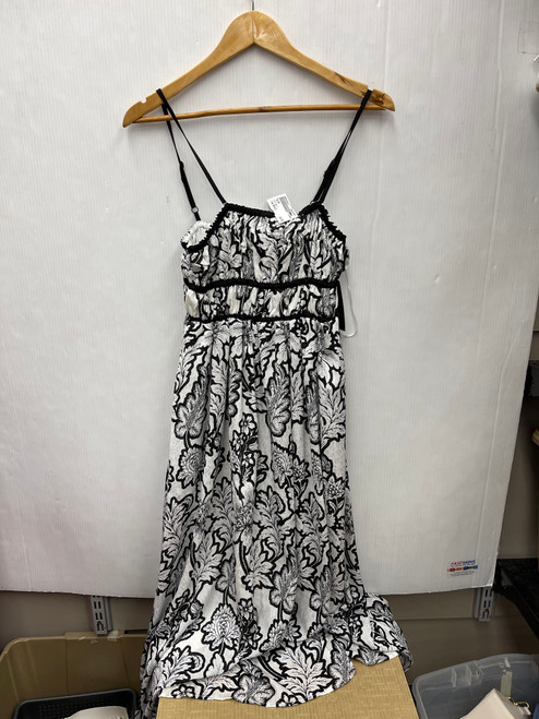 Vist Large View of Product Image Which is Used Taylor Long Dress F XS-0/2