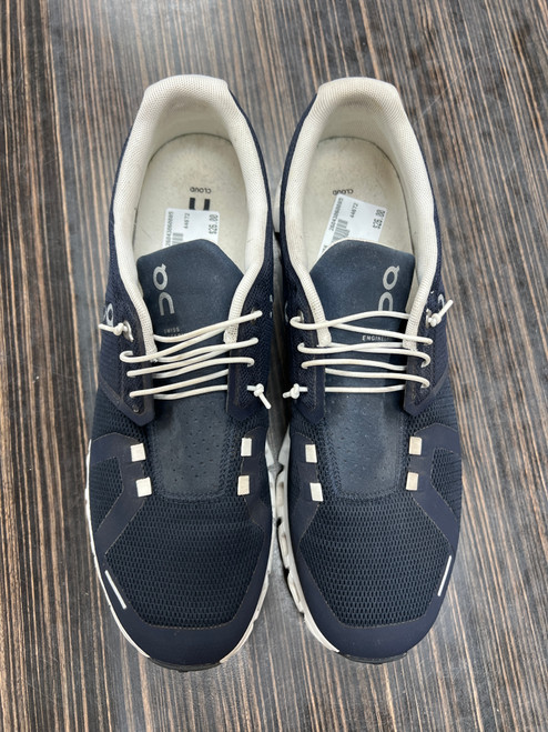 Vist Large View of Product Image Which is Used On Cloud Mens Athletic Shoes 10.5