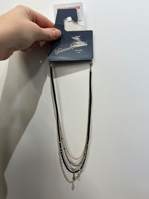 Vist Large View of Product Image Which is Used Universal Threads Necklace