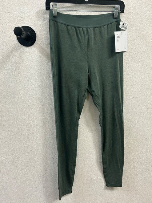 Vist Large View of Product Image Which is Used Lululemon Athletica Active Pant S 4-6/27-28