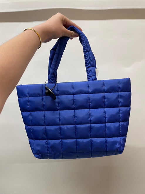 Vist Large View of Product Image Which is Used Unbranded Large Handbag
