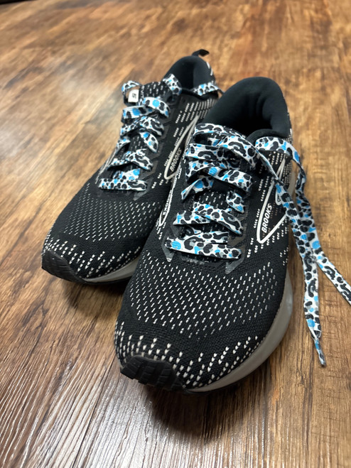 Vist Large View of Product Image Which is Used Brooks Performance Shoes 10.5